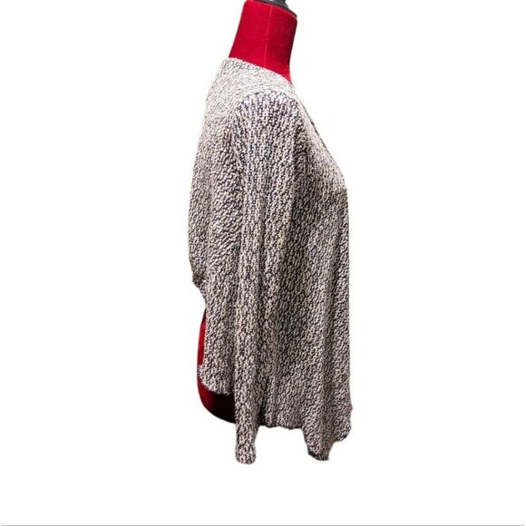 Love Culture High Low Sweater Size Small - Picture 2 of 5